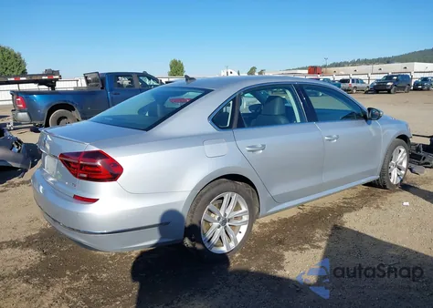 2018 Volkswagen Passat 2.0T Se from USA, damaged, VIN 1VWBA7A30JC027915